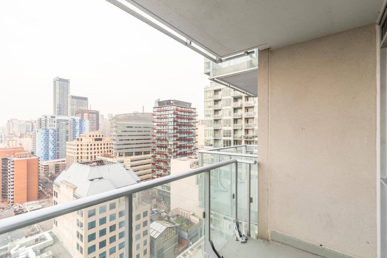 تورونتو Luxury 2 Bedroom In The Heart Of Entertainment District W/ Cn Tower View المظهر الخارجي الصورة