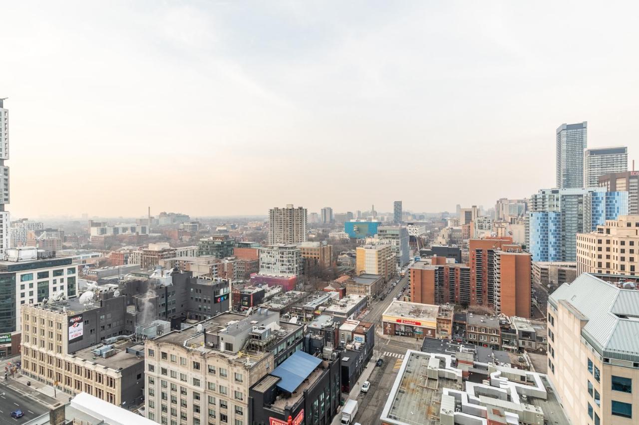 تورونتو Luxury 2 Bedroom In The Heart Of Entertainment District W/ Cn Tower View المظهر الخارجي الصورة